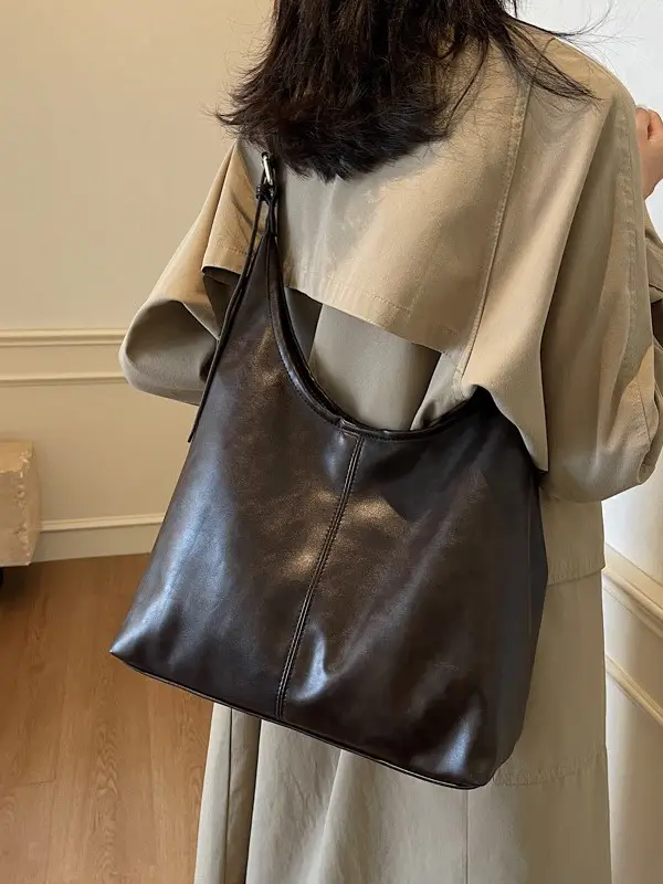 Black Leather Crossbody Bag for Women Large Capacity - Image 6