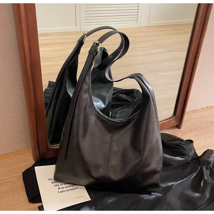 Black Leather Crossbody Bag for Women Large Capacity — feature 39