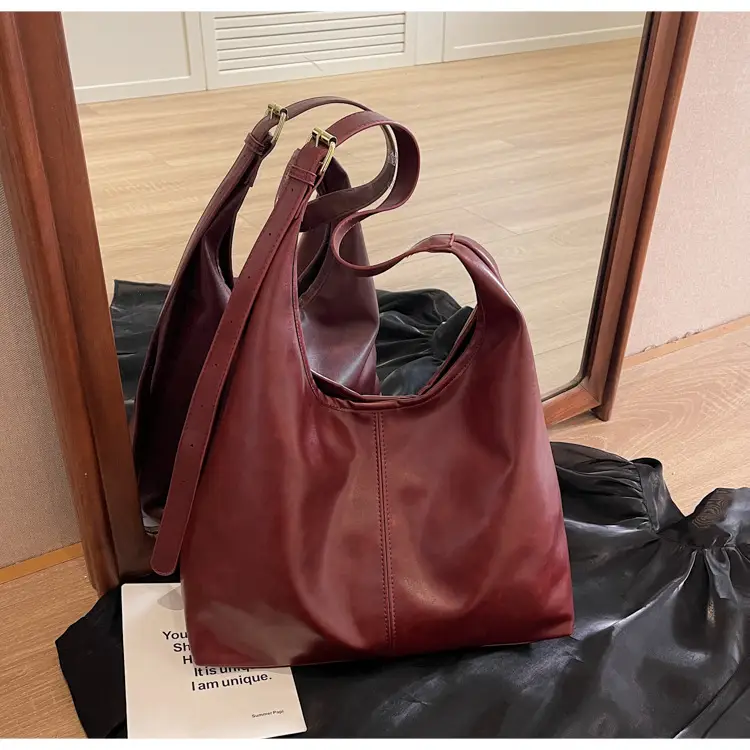 Black Leather Crossbody Bag for Women Large Capacity — feature 41