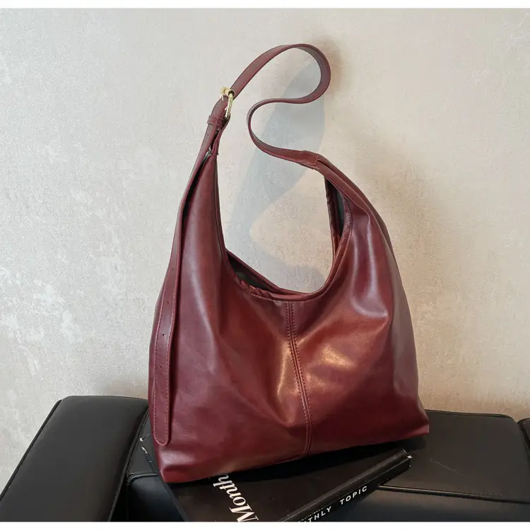 Black Leather Crossbody Bag for Women Large Capacity — feature 43