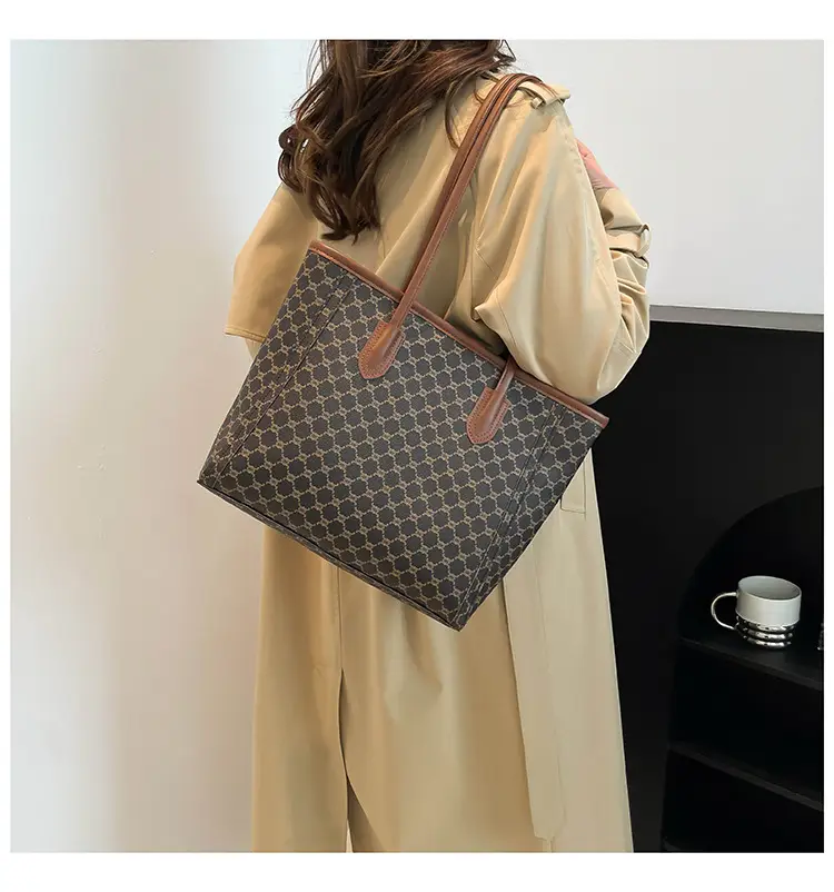 Women's New Commuter High-end Shoulder Bag Large Capacity Brown Monogram — feature 13