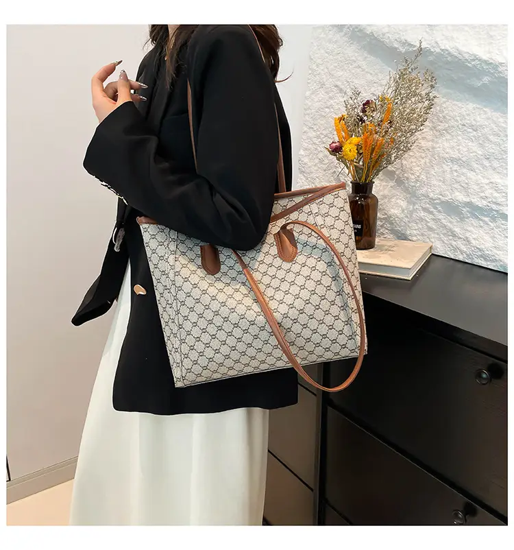 Women's New Commuter High-end Shoulder Bag Large Capacity Brown Monogram — feature 17