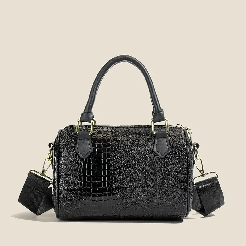 Black Croc Embroidered Women's Handbag with Chain Strap - Image 4