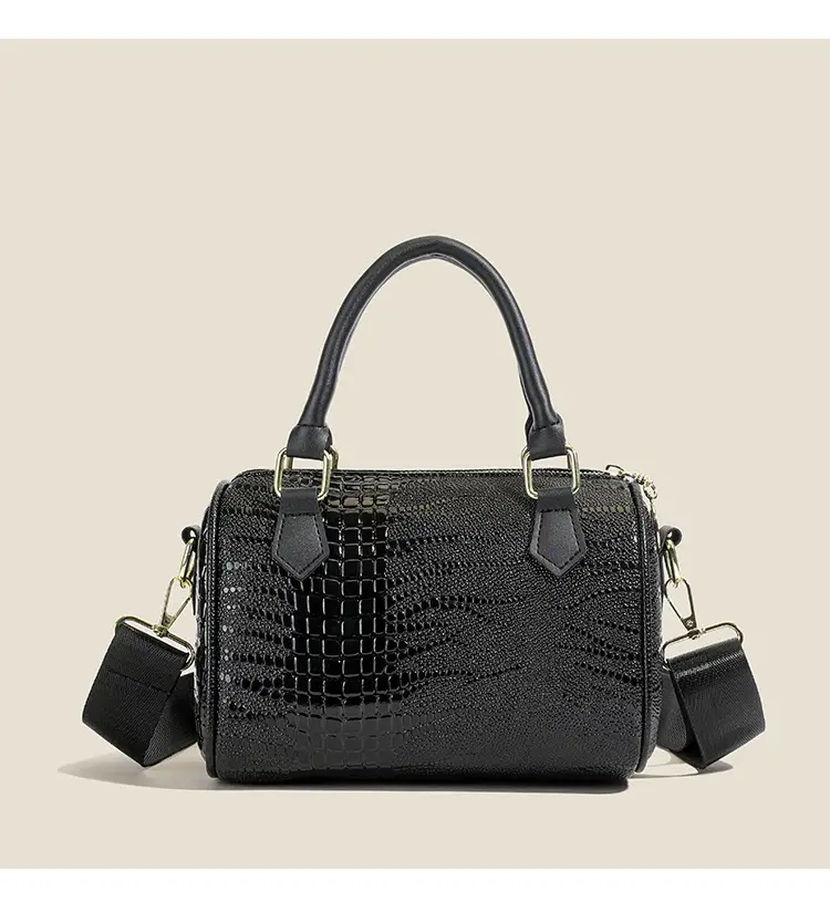 Black Croc Embroidered Women's Handbag with Chain Strap — feature 15