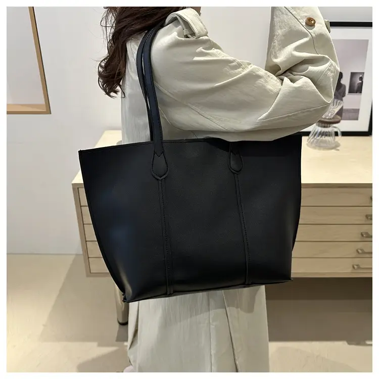 Black Large Capacity Shoulder Bag for Women 2024 — feature 20