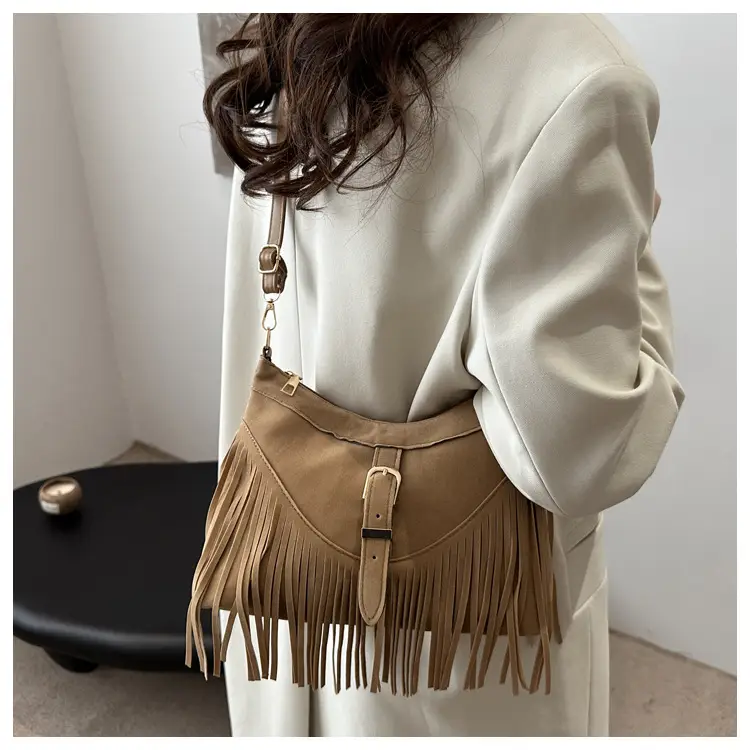 Korean Style Fringed Suede Shoulder Bag Brown — feature 10