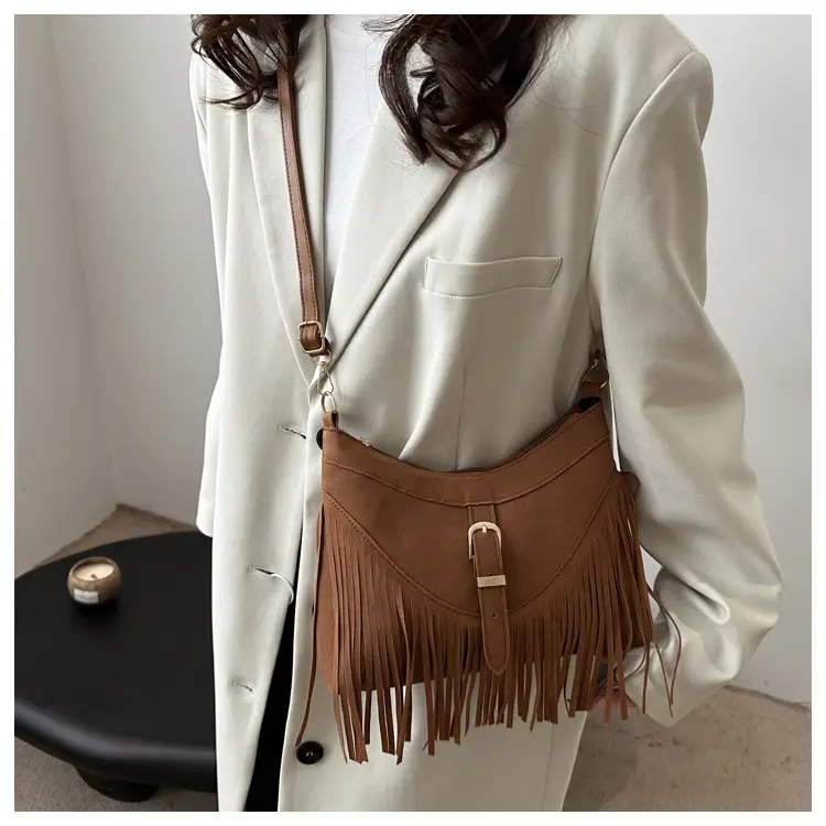 Korean Style Fringed Suede Shoulder Bag Brown — feature 11
