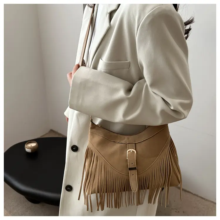 Korean Style Fringed Suede Shoulder Bag Brown — feature 8