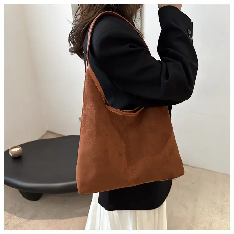 Women's Suede Shoulder Bag Brown Large Capacity — feature 10