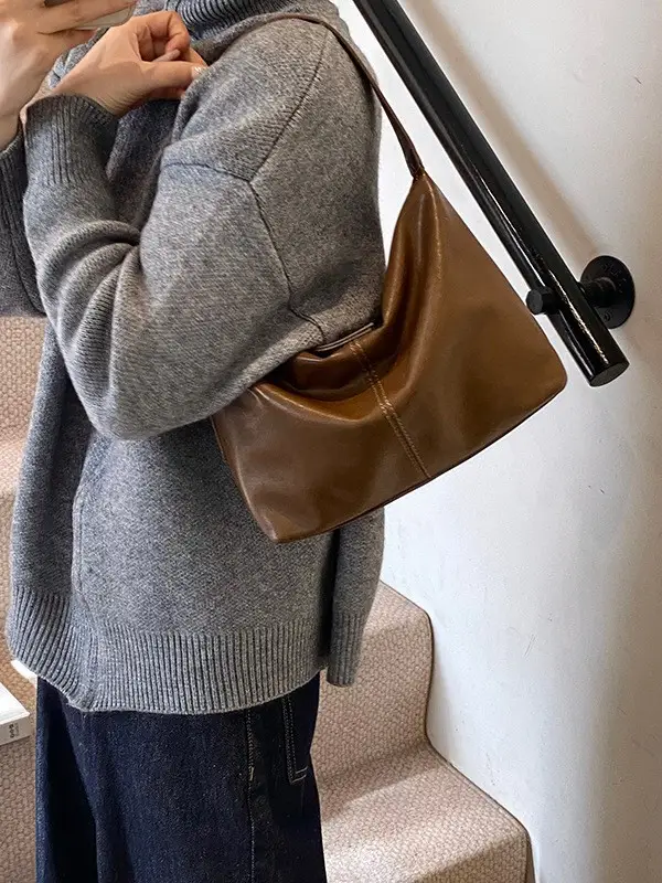 Black Crossbody Bag for Women 2026 Retro Large Capacity - Image 8