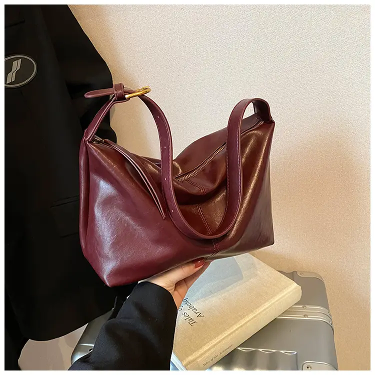 Black Crossbody Bag for Women 2026 Retro Large Capacity — feature 37