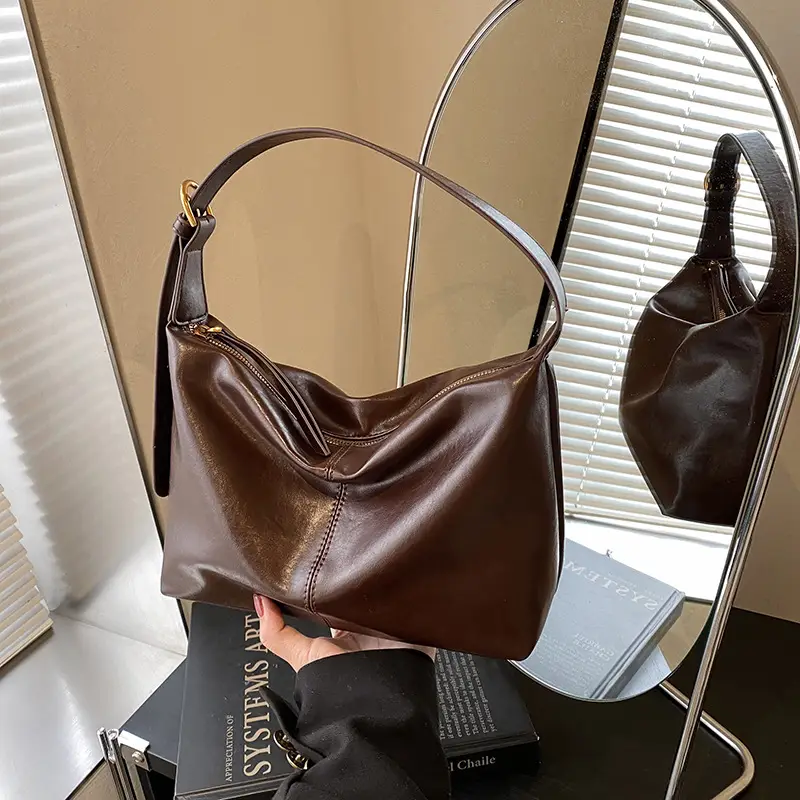 Black Crossbody Bag for Women 2026 Retro Large Capacity - Image 2