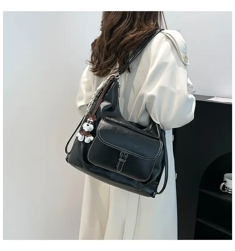 Women's Retro Brown Leather Shoulder Bag Large Capacity Winter 2024 — feature 33