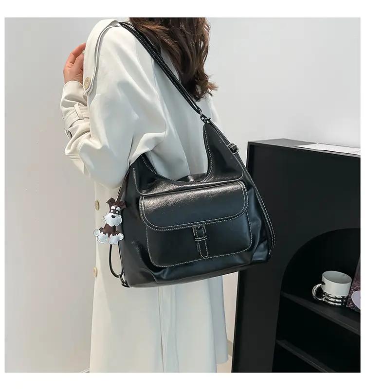 Women's Retro Brown Leather Shoulder Bag Large Capacity Winter 2024 — feature 35
