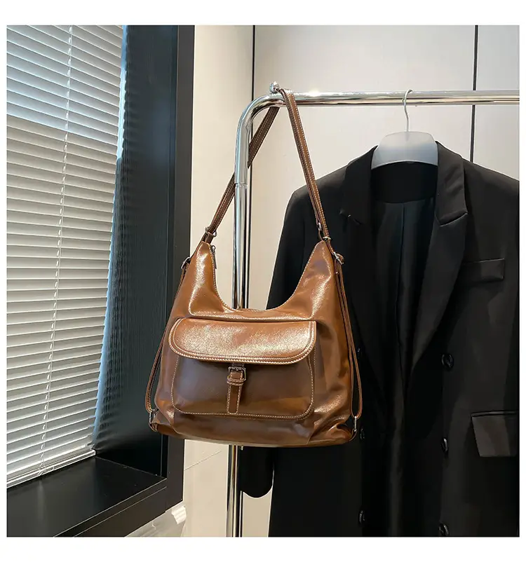 Women's Retro Brown Leather Shoulder Bag Large Capacity Winter 2024 — feature 45