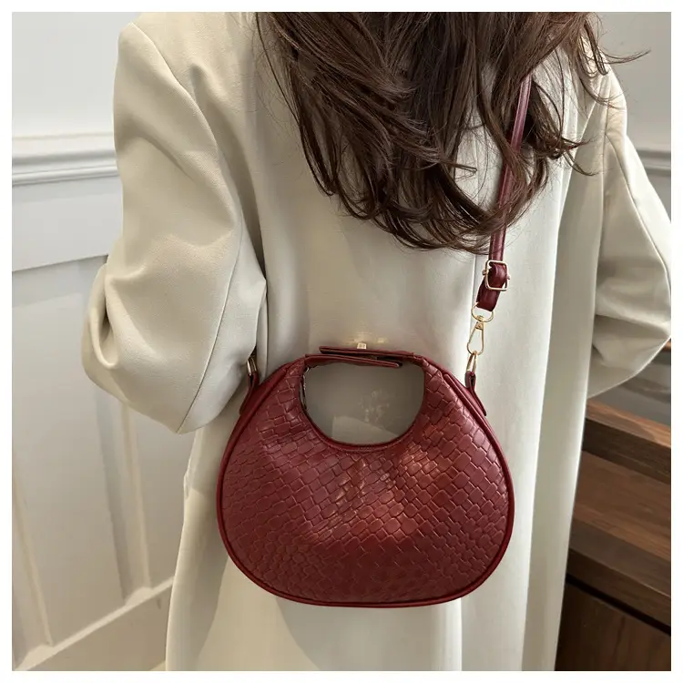 Brown Crocodile Leather Shoulder Bag 2024 — feature 16