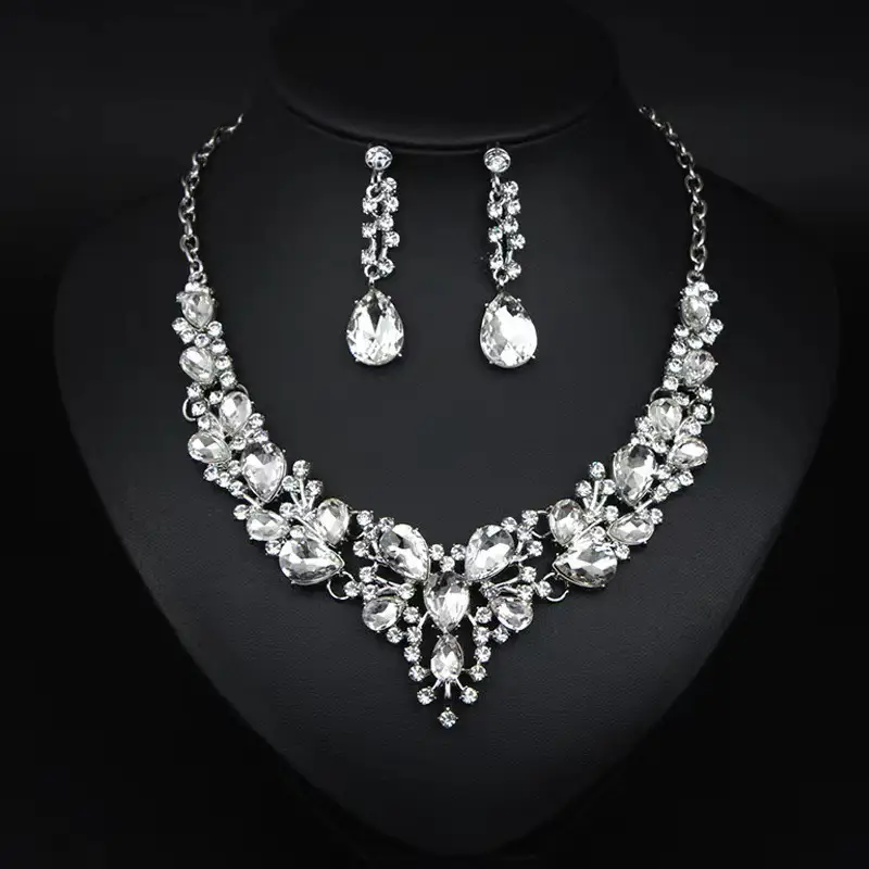 Luxury Bridal Necklace Set with Water Drop Diamonds 51cm — feature 7