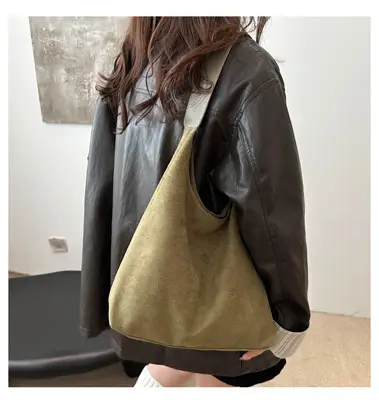 Retro Frosted Large Shoulder Bag Women 2025 — feature 10