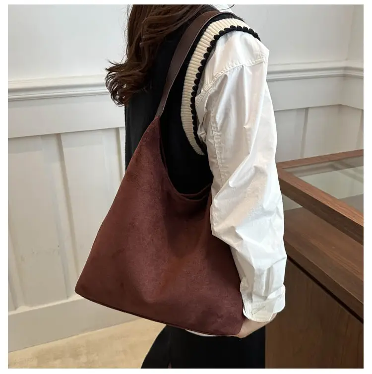 Retro Frosted Large Shoulder Bag Women 2025 — feature 12