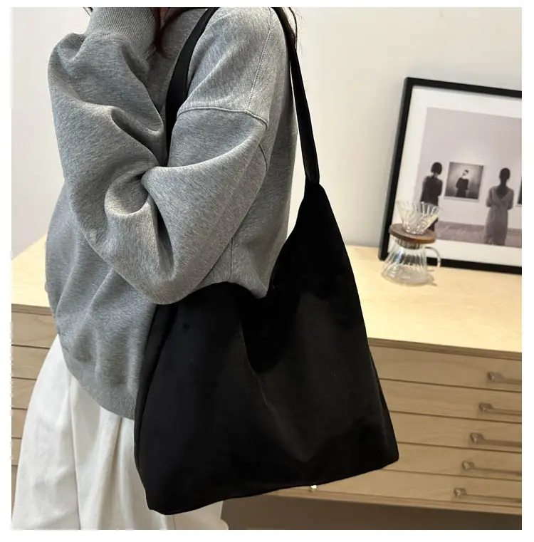 Retro Frosted Large Shoulder Bag Women 2025 — feature 19