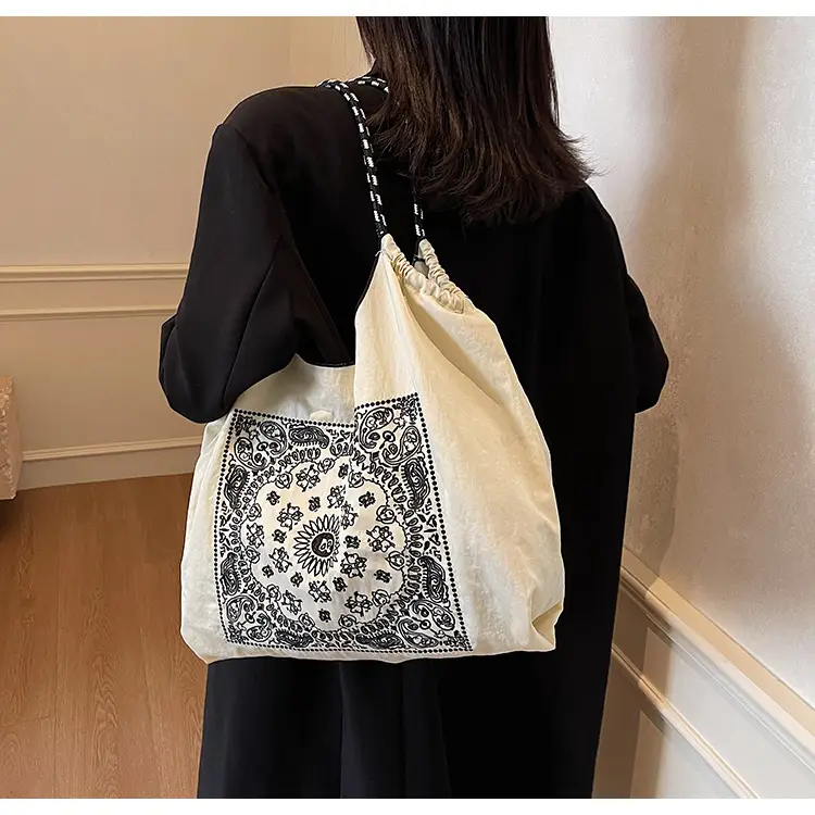Retro Embroidered Nylon Tote Bag Women Large Capacity — feature 14