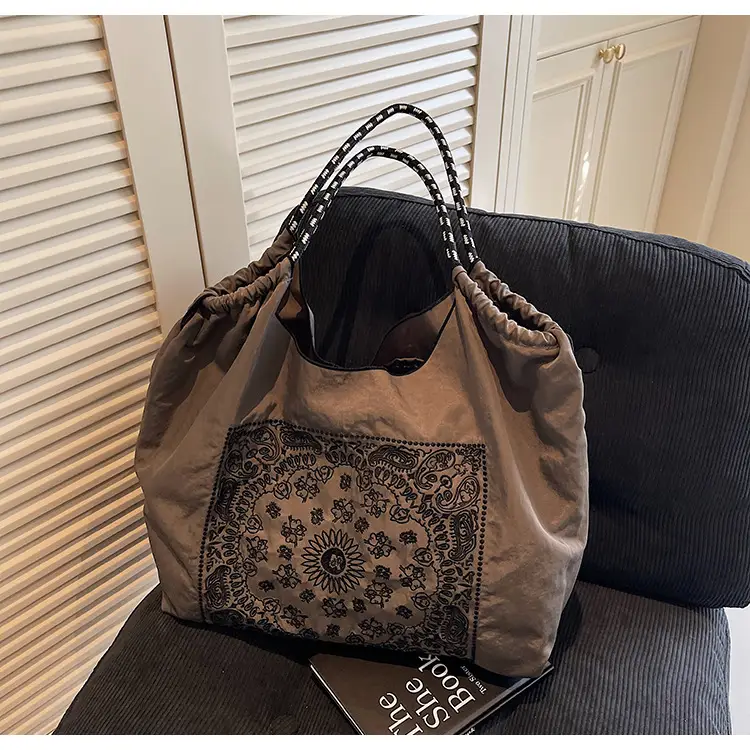 Retro Embroidered Nylon Tote Bag Women Large Capacity — feature 9