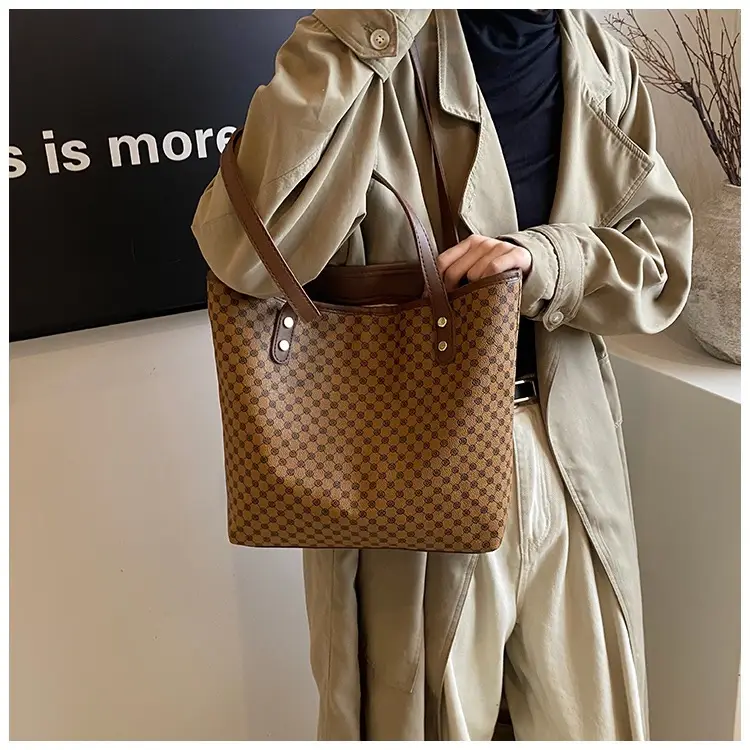 2024 Winter Vintage Handbag Women's New Armpit Tote Bag — feature 11