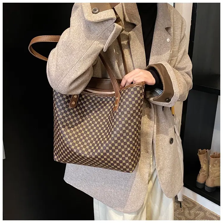 2024 Winter Vintage Handbag Women's New Armpit Tote Bag — feature 24