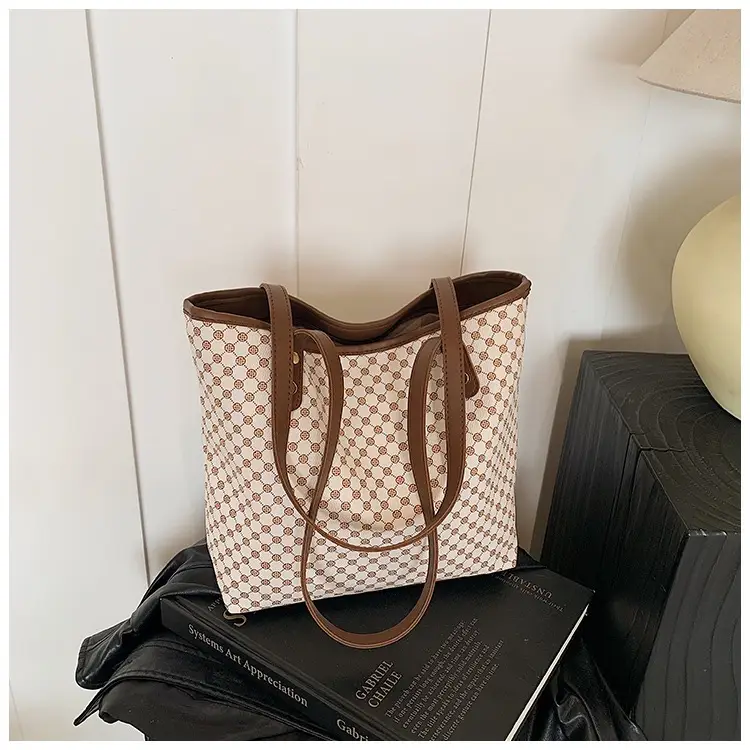 2024 Winter Vintage Handbag Women's New Armpit Tote Bag — feature 27