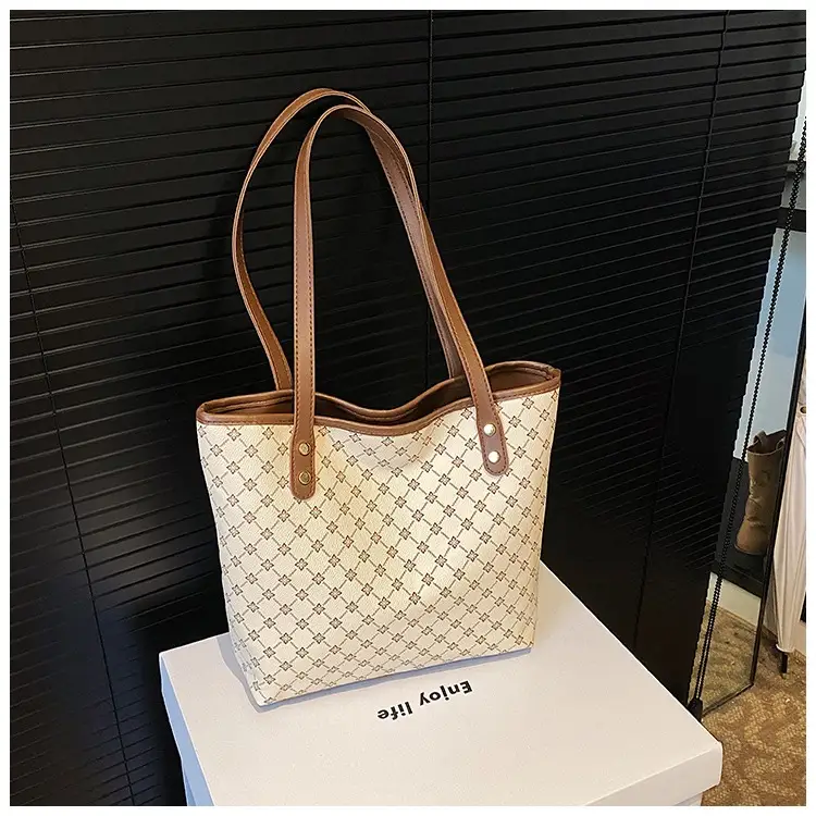 2024 Winter Vintage Handbag Women's New Armpit Tote Bag — feature 30