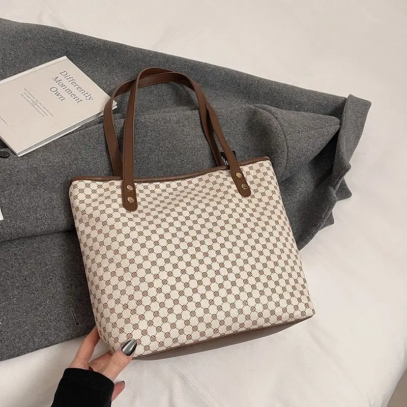 2024 Winter Vintage Handbag Women's New Armpit Tote Bag - Image 5