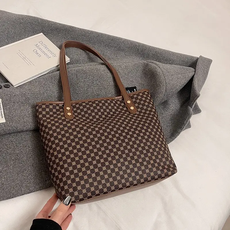 2024 Winter Vintage Handbag Women's New Armpit Tote Bag - Image 6