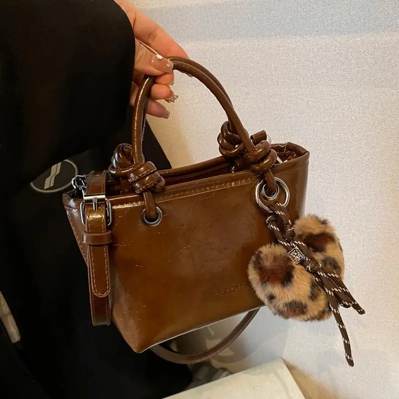 Black Croc Texture Shoulder Bag for Women - Image 5