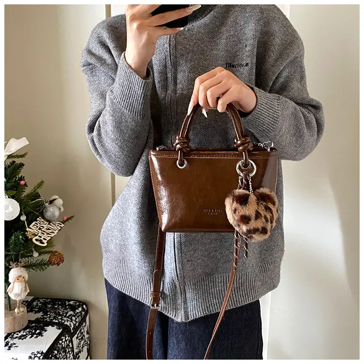 Black Croc Texture Shoulder Bag for Women — feature 11
