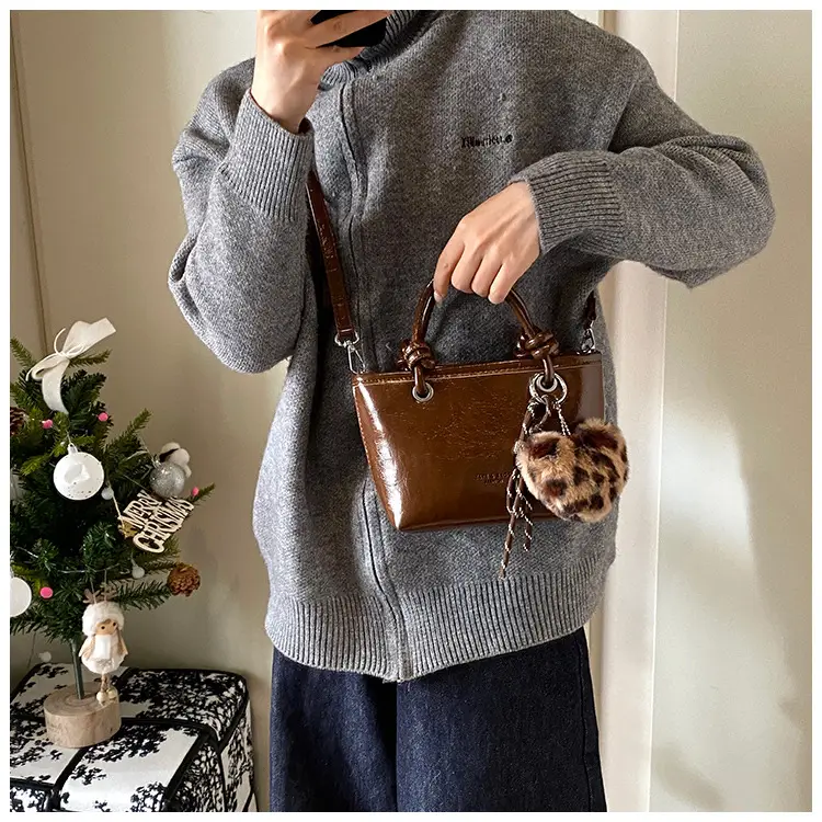 Black Croc Texture Shoulder Bag for Women — feature 12