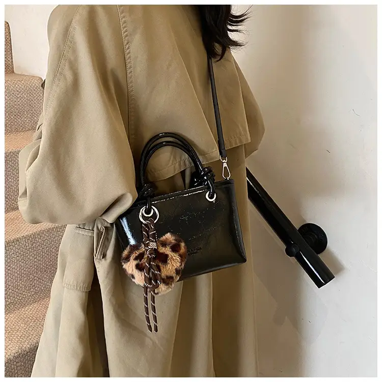 Black Croc Texture Shoulder Bag for Women — feature 14