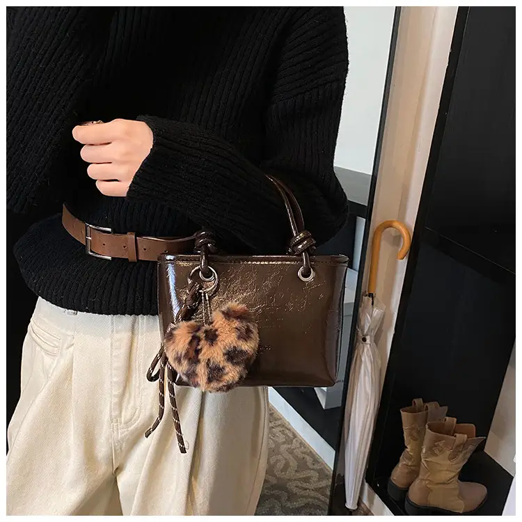 Black Croc Texture Shoulder Bag for Women — feature 19