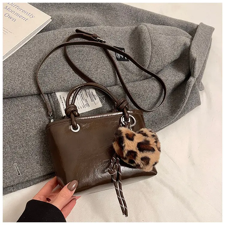 Black Croc Texture Shoulder Bag for Women — feature 23