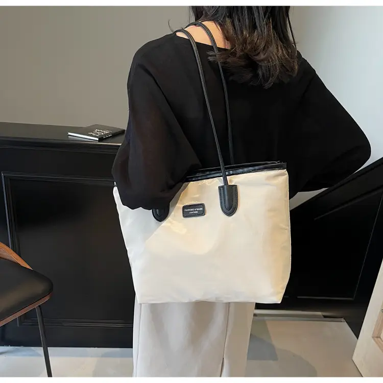 Oxford Cloth Colorblock Large Tote Bag Brown — feature 10