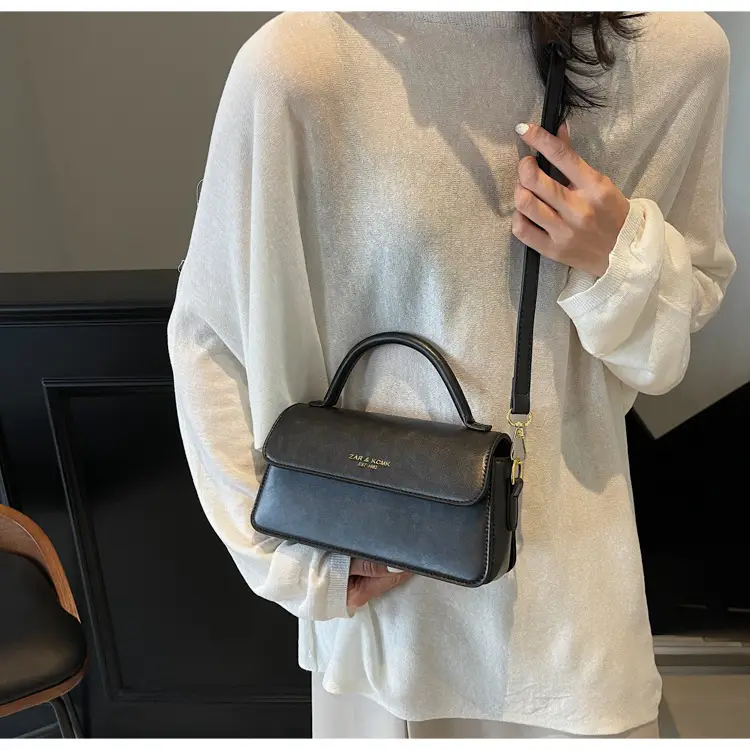 Retro Brown Square Shoulder Bag for Women 2025 — feature 24