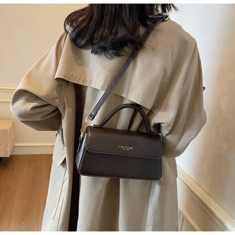 Retro Brown Square Shoulder Bag for Women 2025 — feature 27