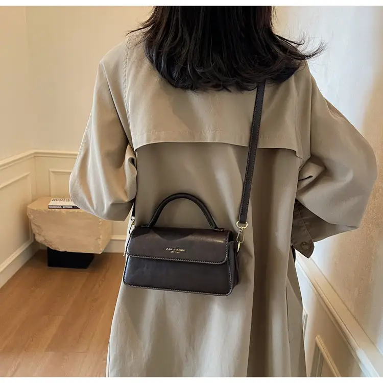 Retro Brown Square Shoulder Bag for Women 2025 — feature 29