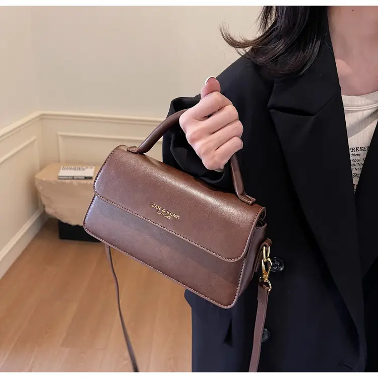 Retro Brown Square Shoulder Bag for Women 2025 — feature 38