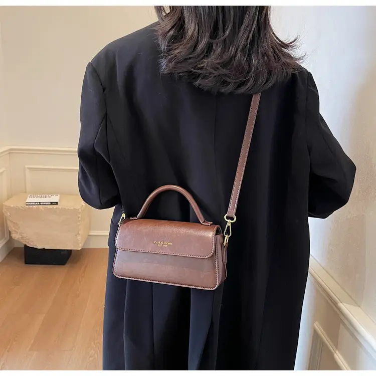 Retro Brown Square Shoulder Bag for Women 2025 — feature 41