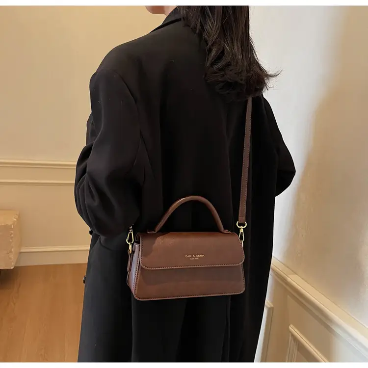Retro Brown Square Shoulder Bag for Women 2025 — feature 42