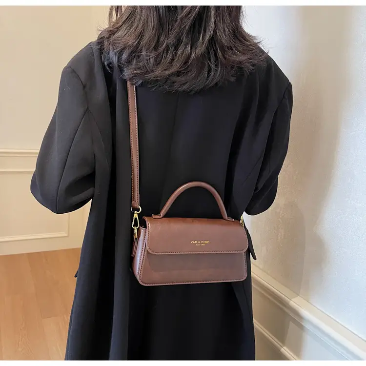 Retro Brown Square Shoulder Bag for Women 2025 — feature 43