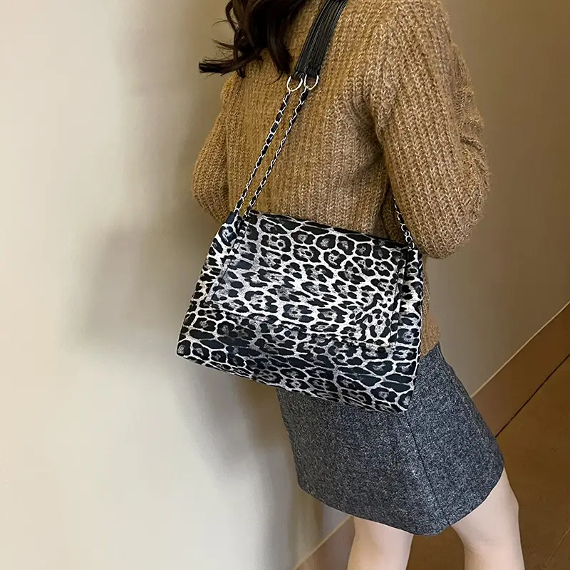 Leopard Print Chain Shoulder Bag Winter New Style - Image 6