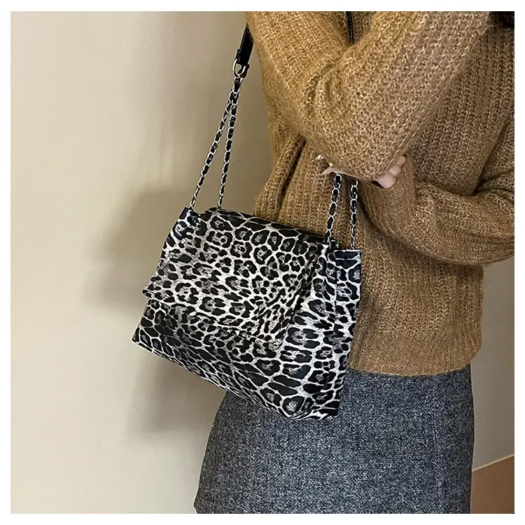 Leopard Print Chain Shoulder Bag Winter New Style — feature 10