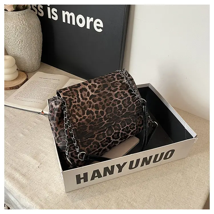 Leopard Print Chain Shoulder Bag Winter New Style — feature 15