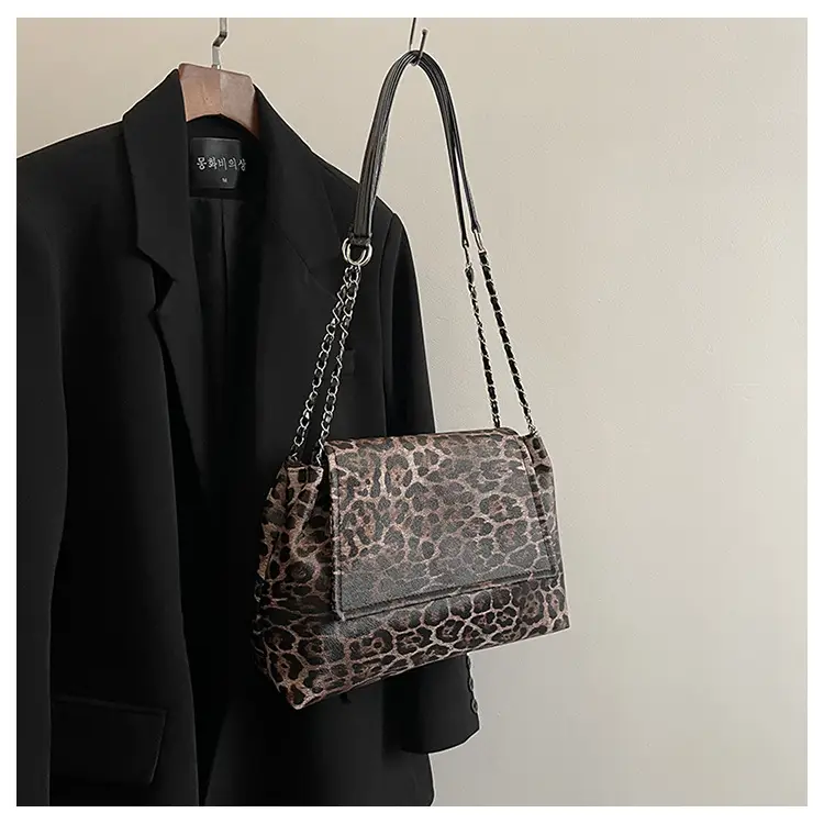 Leopard Print Chain Shoulder Bag Winter New Style — feature 18